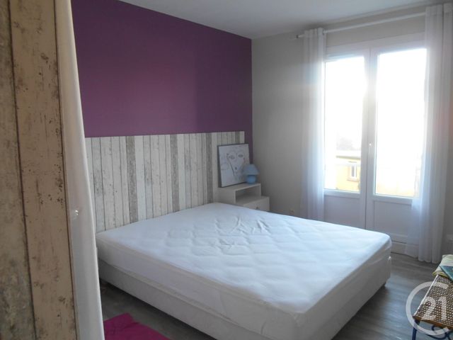 Appartement F4 &agrave; louer - 4 pi&egrave;ces - 75,41 m2 - Cherbourg En Cotentin - 50 - BASSE-NORMANDIE