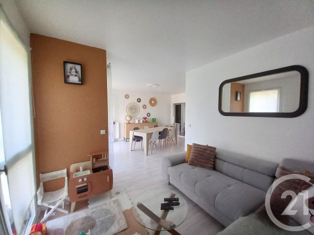 Appartement F4 &agrave; vendre - 4 pi&egrave;ces - 75,84 m2 - Cherbourg En Cotentin - 50 - BASSE-NORMANDIE