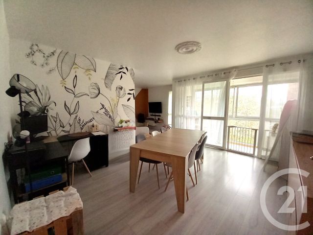 Appartement F4 &agrave; vendre - 4 pi&egrave;ces - 75,84 m2 - Cherbourg En Cotentin - 50 - BASSE-NORMANDIE