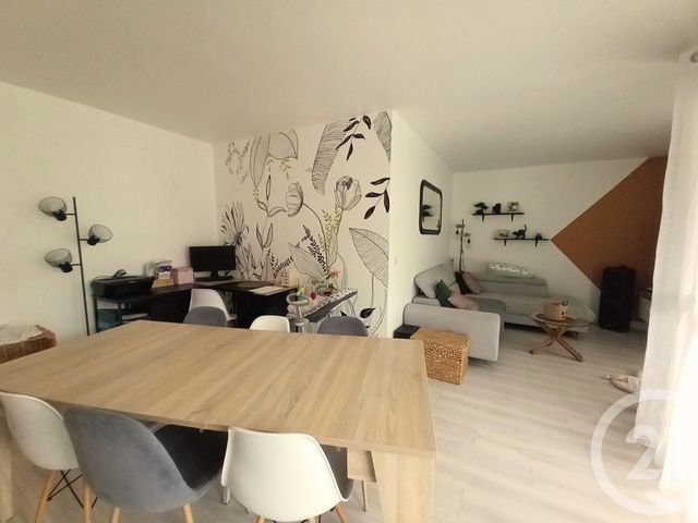 Appartement F4 &agrave; vendre - 4 pi&egrave;ces - 75,84 m2 - Cherbourg En Cotentin - 50 - BASSE-NORMANDIE