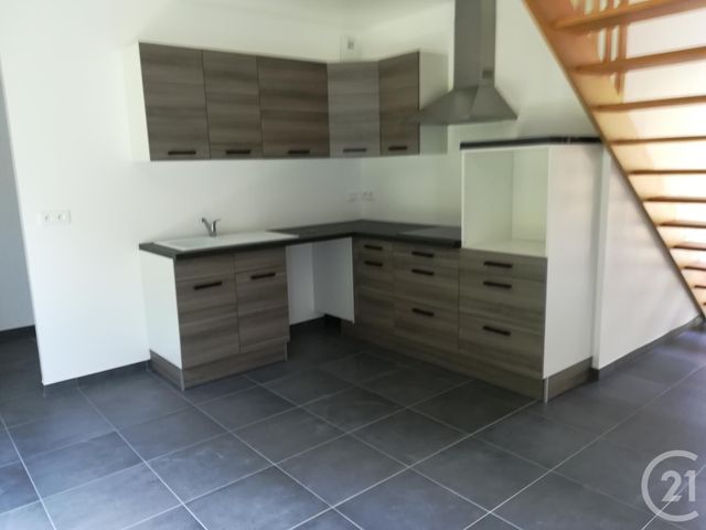 Maison &agrave; louer - 5 pi&egrave;ces - 90 m2 - Cherbourg En Cotentin - 50 - BASSE-NORMANDIE