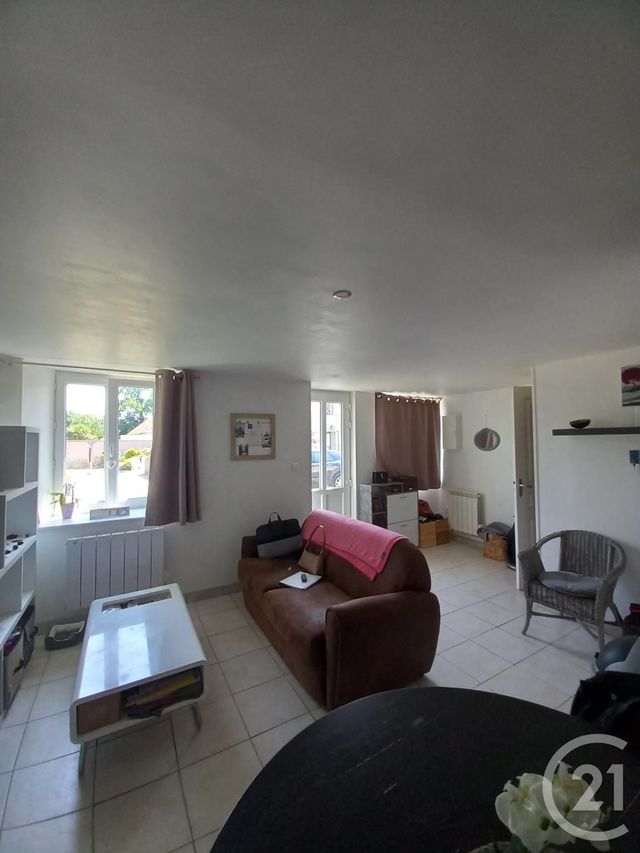 Maison &agrave; louer - 2 pi&egrave;ces - 42 m2 - Couville - 50 - BASSE-NORMANDIE