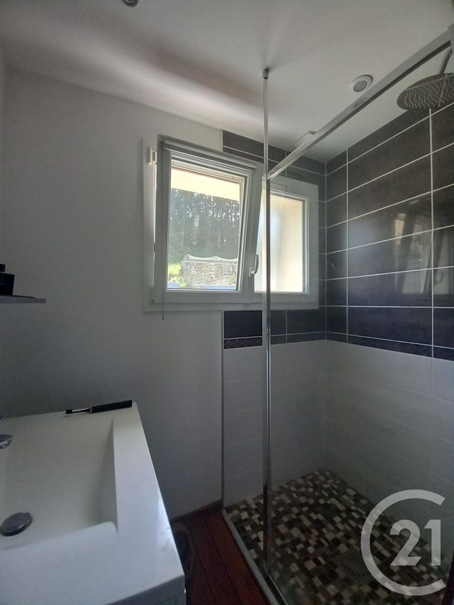 Maison &agrave; louer - 2 pi&egrave;ces - 47 m2 - Cherbourg En Cotentin - 50 - BASSE-NORMANDIE