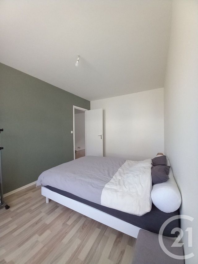 Appartement F2 &agrave; louer - 2 pi&egrave;ces - 54,86 m2 - Cherbourg En Cotentin - 50 - BASSE-NORMANDIE