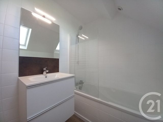 Maison &agrave; louer - 5 pi&egrave;ces - 102,34 m2 - St Germain De Tournebut - 50 - BASSE-NORMANDIE