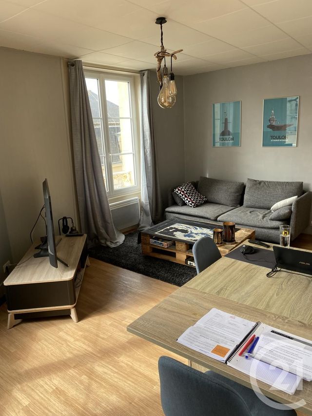 Appartement F2 &agrave; louer - 2 pi&egrave;ces - 46 m2 - Cherbourg En Cotentin - 50 - BASSE-NORMANDIE