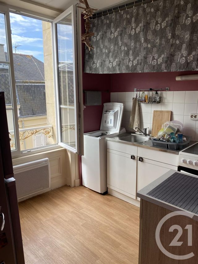 Appartement F2 &agrave; louer - 2 pi&egrave;ces - 46 m2 - Cherbourg En Cotentin - 50 - BASSE-NORMANDIE