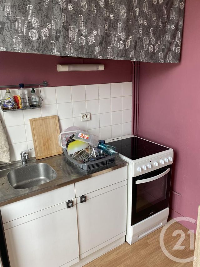 Appartement F2 &agrave; louer - 2 pi&egrave;ces - 46 m2 - Cherbourg En Cotentin - 50 - BASSE-NORMANDIE