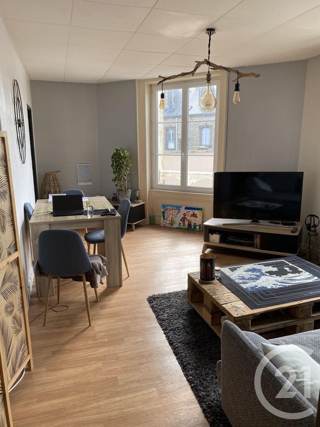Appartement F2 &agrave; louer - 2 pi&egrave;ces - 46 m2 - Cherbourg En Cotentin - 50 - BASSE-NORMANDIE