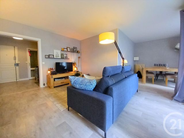 Appartement F4 &agrave; louer - 4 pi&egrave;ces - 77,30 m2 - 50 - BASSE-NORMANDIE