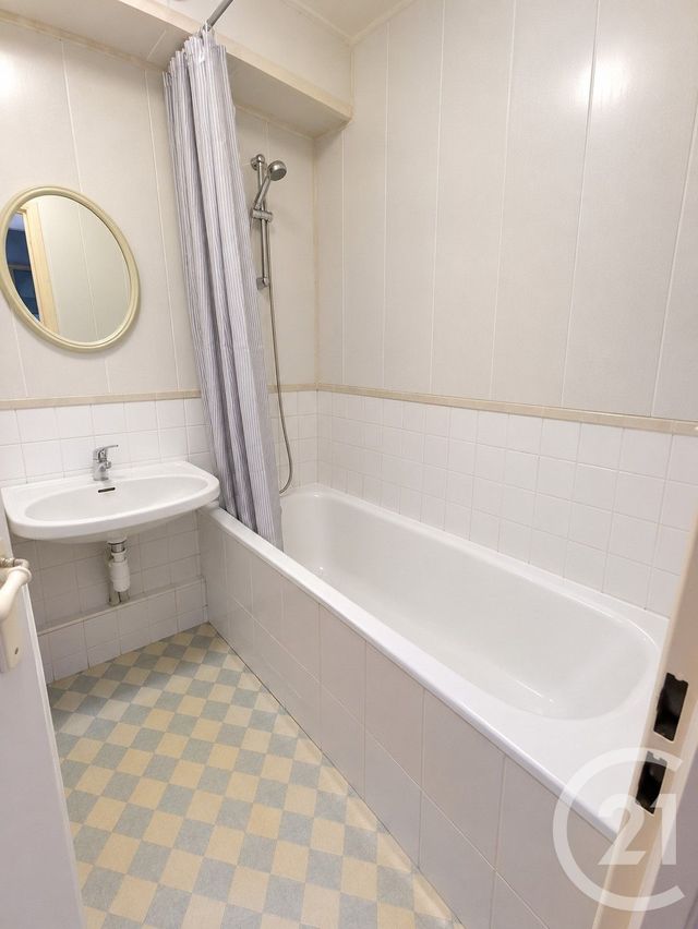 Appartement F2 &agrave; vendre - 2 pi&egrave;ces - 51,34 m2 - Cherbourg En Cotentin - 50 - BASSE-NORMANDIE