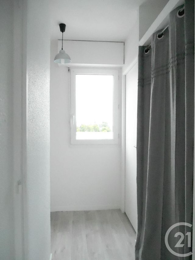 Appartement F1 &agrave; louer - 1 pi&egrave;ce - 25 m2 - Cherbourg En Cotentin - 50 - BASSE-NORMANDIE
