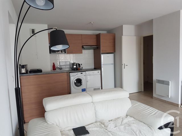 Appartement F3 &agrave; louer - 3 pi&egrave;ces - 60,11 m2 - Tourlaville - 50 - BASSE-NORMANDIE