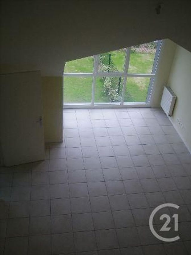 Appartement F4 &agrave; louer - 4 pi&egrave;ces - 87 m2 - Cherbourg Octeville - 50 - BASSE-NORMANDIE
