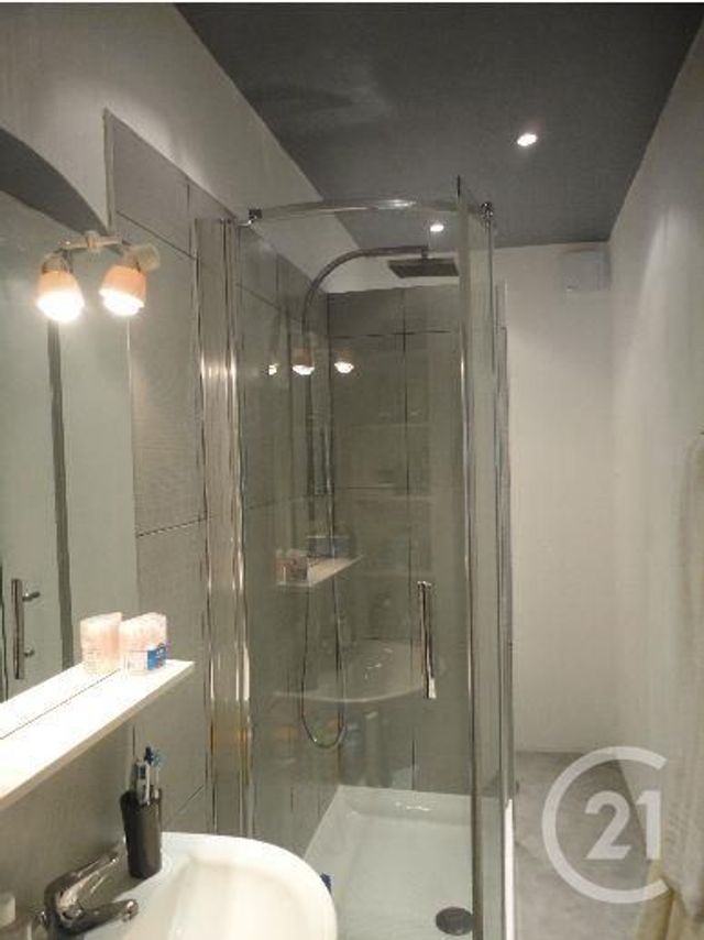 Appartement F2 &agrave; louer - 2 pi&egrave;ces - 53,28 m2 - Cherbourg En Cotentin - 50 - BASSE-NORMANDIE