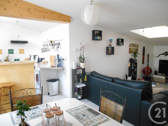 Appartement F3 &agrave; louer - 3 pi&egrave;ces - 69,35 m2 - Cherbourg En Cotentin - 50 - BASSE-NORMANDIE