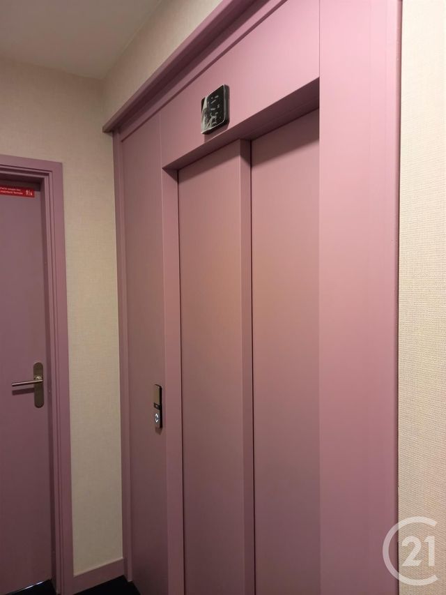 Appartement F3 &agrave; louer - 3 pi&egrave;ces - 61,17 m2 - Cherbourg En Cotentin - 50 - BASSE-NORMANDIE