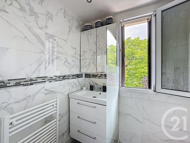 Maison à vendre - 4 pièces - 62,42 m2 - Bobigny - 93 - ILE-DE-FRANCE