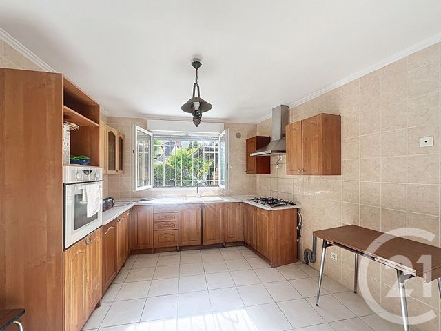 Maison à vendre - 3 pièces - 74 m2 - Bobigny - 93 - ILE-DE-FRANCE