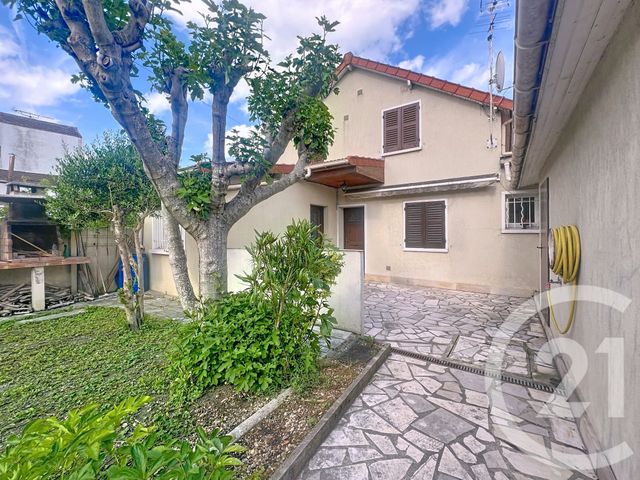 Maison à vendre - 3 pièces - 74 m2 - Bobigny - 93 - ILE-DE-FRANCE