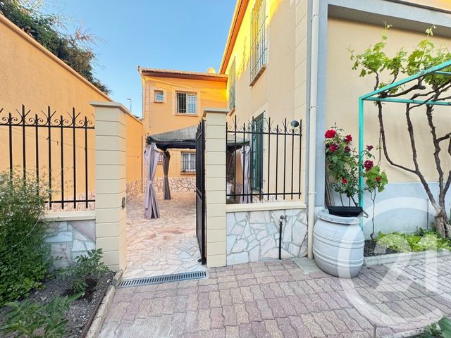 Maison à vendre - 10 pièces - 166 m2 - Bobigny - 93 - ILE-DE-FRANCE