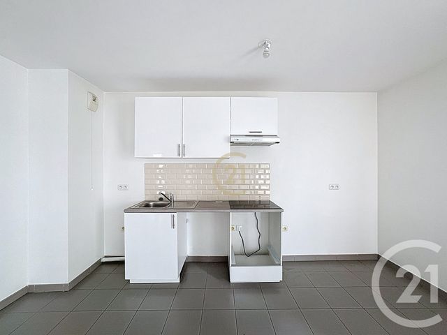 Appartement F3 à vendre - 3 pièces - 56,21 m2 - Bobigny - 93 - ILE-DE-FRANCE