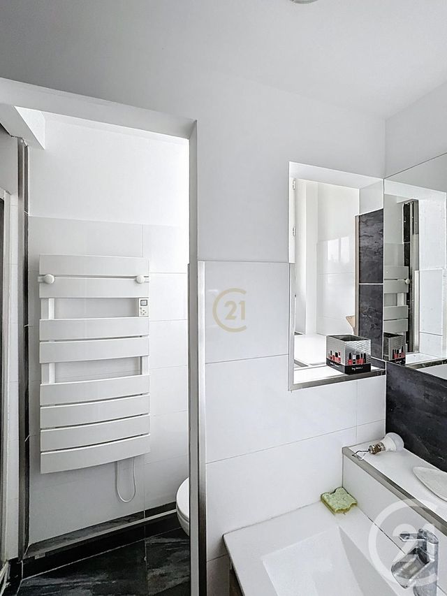 Appartement F3 à vendre - 3 pièces - 73,79 m2 - Drancy - 93 - ILE-DE-FRANCE