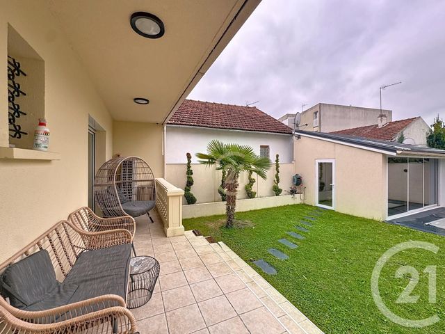 Maison à vendre - 6 pièces - 160,22 m2 - Drancy - 93 - ILE-DE-FRANCE