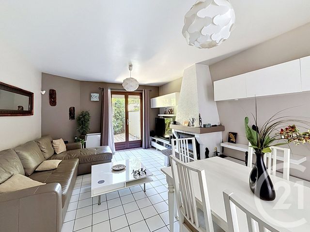 Maison &agrave; vendre - 5 pi&egrave;ces - 77 m2 - Bobigny - 93 - ILE-DE-FRANCE