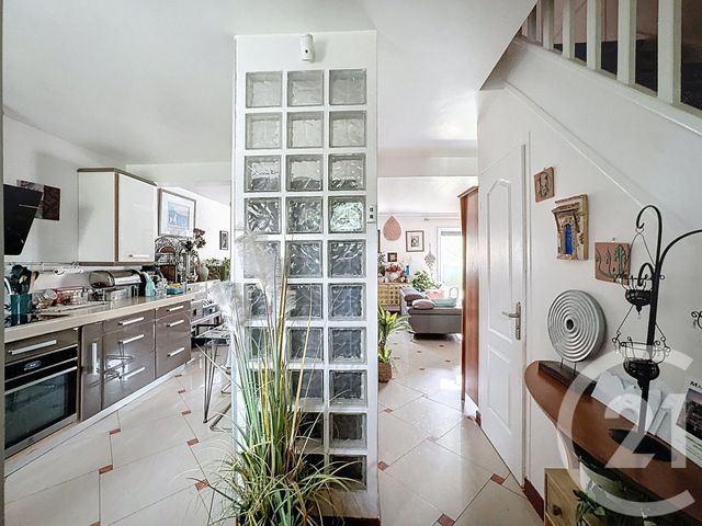 Maison &agrave; vendre - 5 pi&egrave;ces - 91,44 m2 - Drancy - 93 - ILE-DE-FRANCE