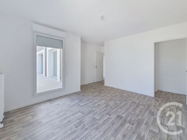 Appartement F3 &agrave; louer - 3 pi&egrave;ces - 66,40 m2 - Drancy - 93 - ILE-DE-FRANCE