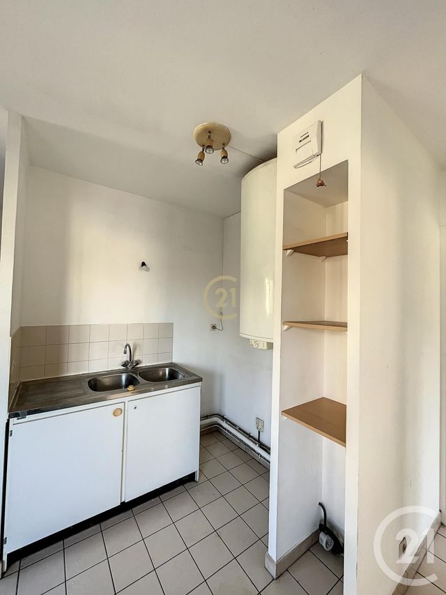 Appartement F2 &agrave; louer - 2 pi&egrave;ces - 35,17 m2 - Bobigny - 93 - ILE-DE-FRANCE