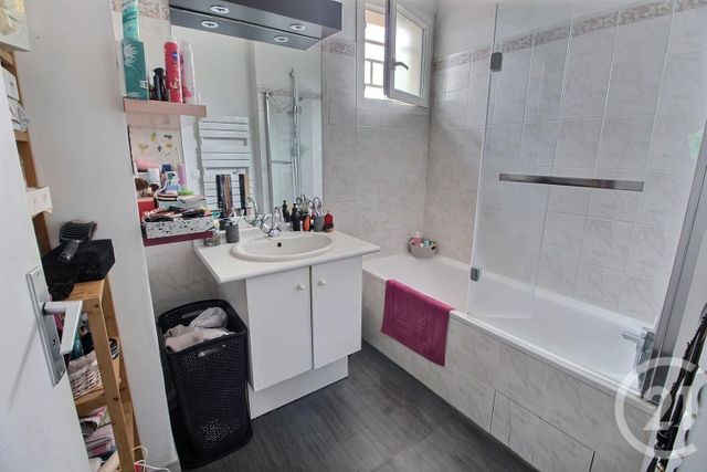 Appartement F2 &agrave; louer - 2 pi&egrave;ces - 53,74 m2 - Merignac - 33 - AQUITAINE