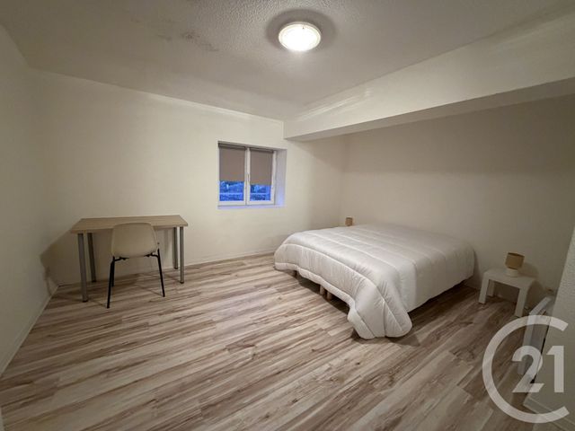 Appartement Duplex &agrave; louer - 2 pi&egrave;ces - 42,87 m2 - Castelnau De Medoc - 33 - AQUITAINE