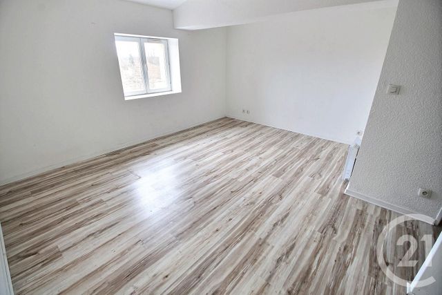 Appartement Duplex à louer - 2 pièces - 42,87 m2 - Castelnau De Medoc - 33 - AQUITAINE