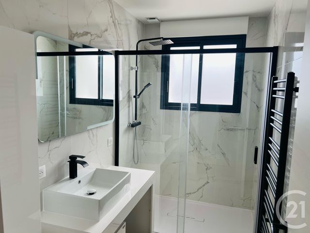 Maison &agrave; louer - 4 pi&egrave;ces - 154,42 m2 - Merignac - 33 - AQUITAINE