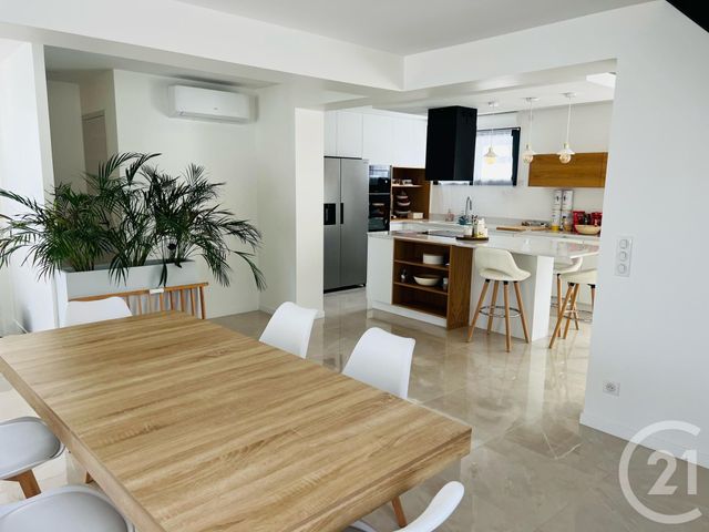 Maison &agrave; louer - 4 pi&egrave;ces - 154,42 m2 - Merignac - 33 - AQUITAINE