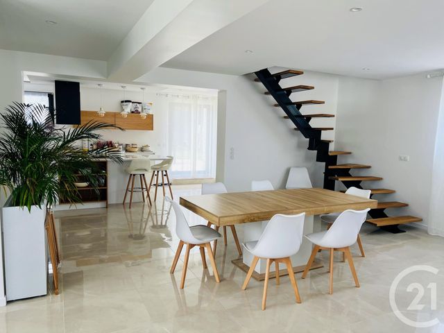 Maison &agrave; louer - 4 pi&egrave;ces - 154,42 m2 - Merignac - 33 - AQUITAINE