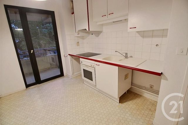 Appartement F4 &agrave; louer - 4 pi&egrave;ces - 84,81 m2 - Bordeaux - 33 - AQUITAINE