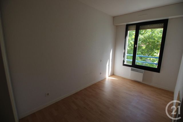 Appartement F4 &agrave; louer - 4 pi&egrave;ces - 84,81 m2 - Bordeaux - 33 - AQUITAINE