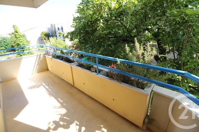 Appartement F4 &agrave; louer - 4 pi&egrave;ces - 84,81 m2 - Bordeaux - 33 - AQUITAINE