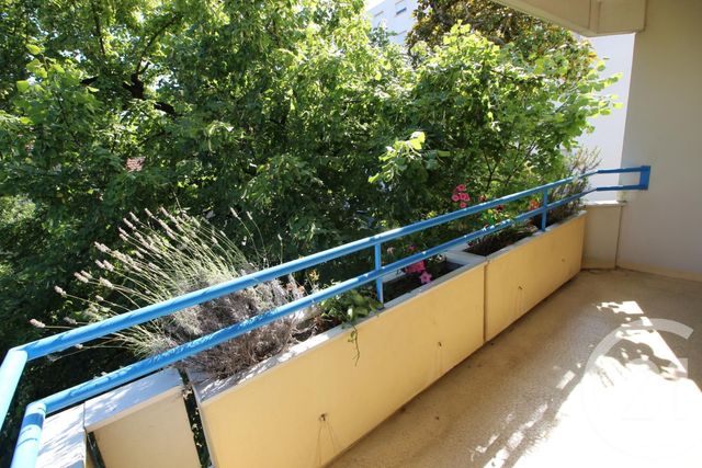 Appartement F4 &agrave; louer - 4 pi&egrave;ces - 84,81 m2 - Bordeaux - 33 - AQUITAINE