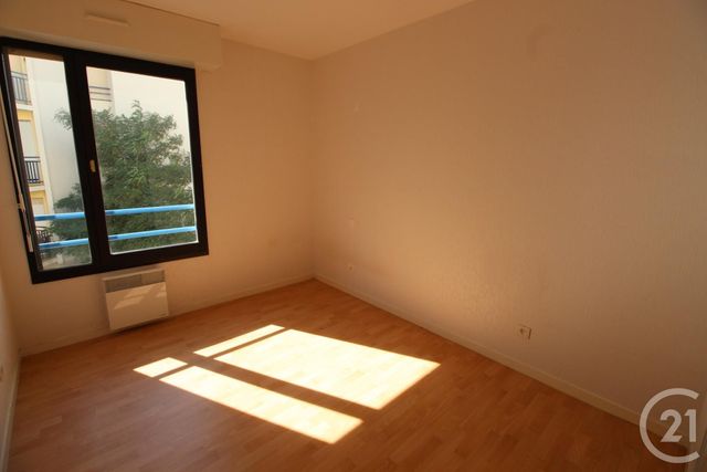 Appartement F4 &agrave; louer - 4 pi&egrave;ces - 84,81 m2 - Bordeaux - 33 - AQUITAINE