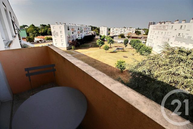 Appartement Chambre &agrave; louer - 1 pi&egrave;ce - 11,86 m2 - Pessac - 33 - AQUITAINE