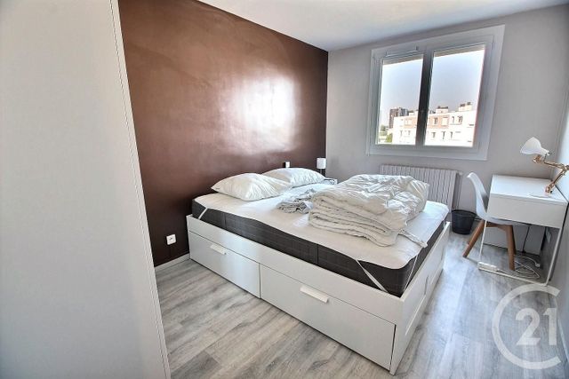 Appartement Chambre &agrave; louer - 1 pi&egrave;ce - 11,86 m2 - Pessac - 33 - AQUITAINE