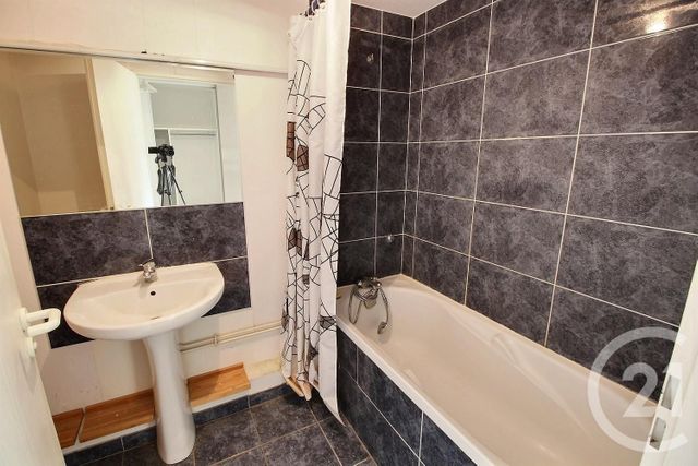 Appartement F2 &agrave; louer - 2 pi&egrave;ces - 42,92 m2 - Bordeaux - 33 - AQUITAINE