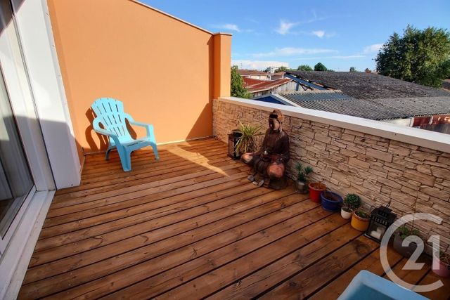 Appartement T2 &agrave; louer - 2 pi&egrave;ces - 45,73 m2 - Pessac - 33 - AQUITAINE