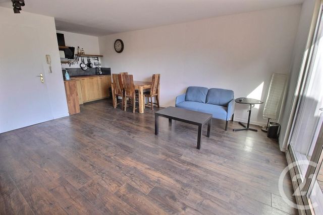 Appartement T2 &agrave; louer - 2 pi&egrave;ces - 45,73 m2 - Pessac - 33 - AQUITAINE