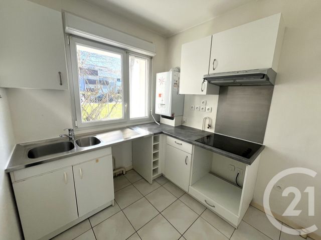 Maison &agrave; louer - 5 pi&egrave;ces - 93,80 m2 - Bruges - 33 - AQUITAINE