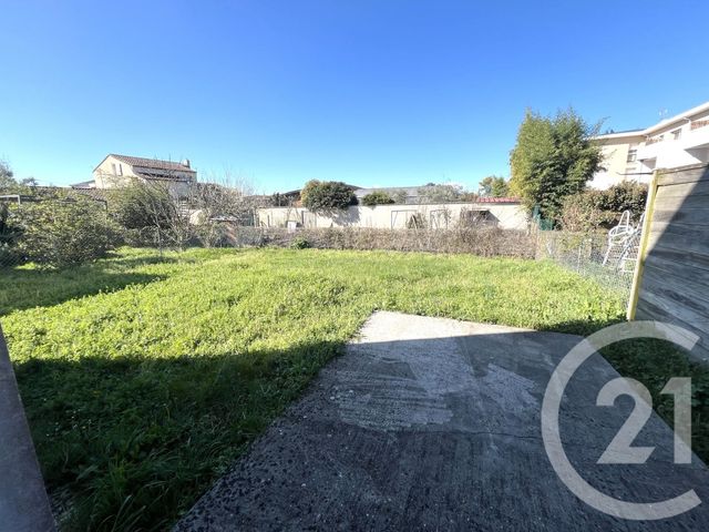 Maison &agrave; louer - 5 pi&egrave;ces - 93,80 m2 - Bruges - 33 - AQUITAINE